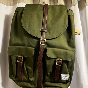 NWT! Herschel Supply Company Dawson 20.5 L Olive Green Canvas Backpack